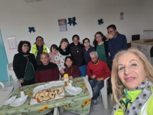2023 marzo 20 hicsum 20 messico rosolini misericordia spazio spadoni sr angelica perla volontari saluto degli anziani 3 300x225