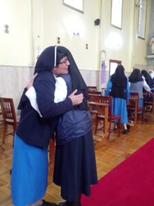 2023 marzo 27 hicsum 20 rosolini misericordia messico spazio spadoni sr angelica perla benvenuto suore rientro casa 6 225x300