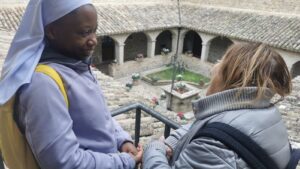 2023 marzo 8 hicsum 38 castiglione lago misericordia spazio spadoni sr leah africa benedectine sisters assisi volontari patrizia 10 300x169