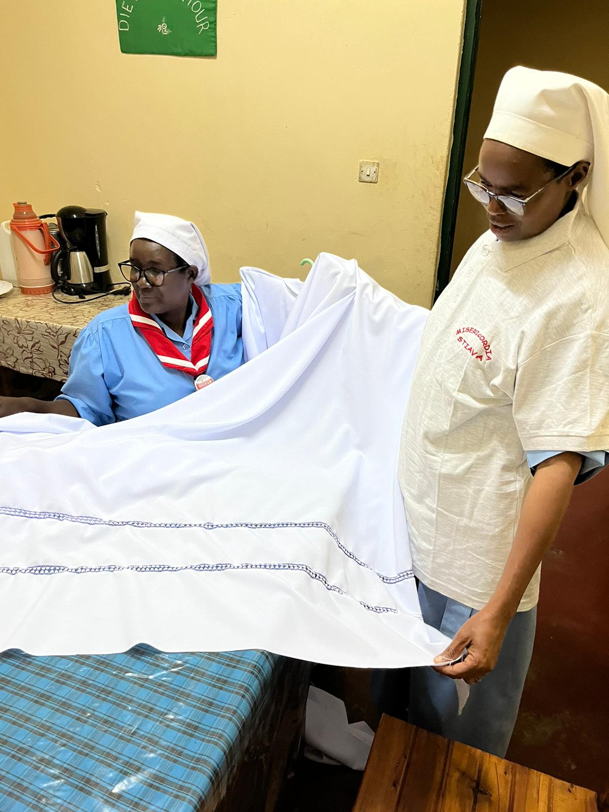 2023 novembre 19 hicsum 28 italia rwanda spazio spadoni misericordia stiava sr agnes selene pera visita 19 239x300