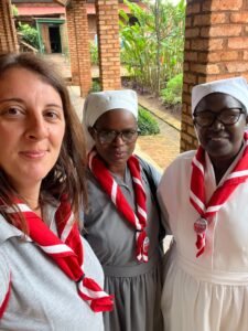 2023 novembre 19 hicsum 28 italia rwanda spazio spadoni misericordia stiava sr agnes selene pera visita 2 225x300