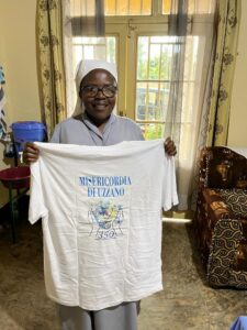2023 novembre 21 hicsum 36 rwanda misericordia uzzano spazio spadoni suor luminatha suore dimora carita maglia arrivati 225x300