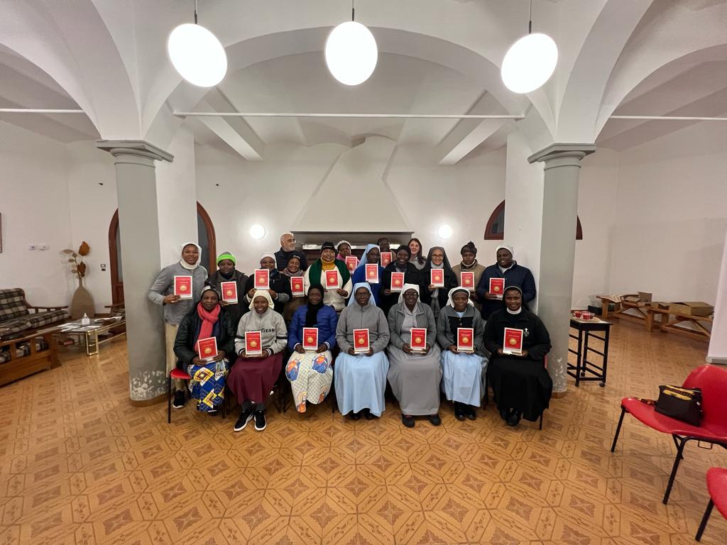 2023 novembre dicembre hicsum 10 suor Hyacinthe italia firenze formazione opere misericordia loppiano spazio spadoni 2