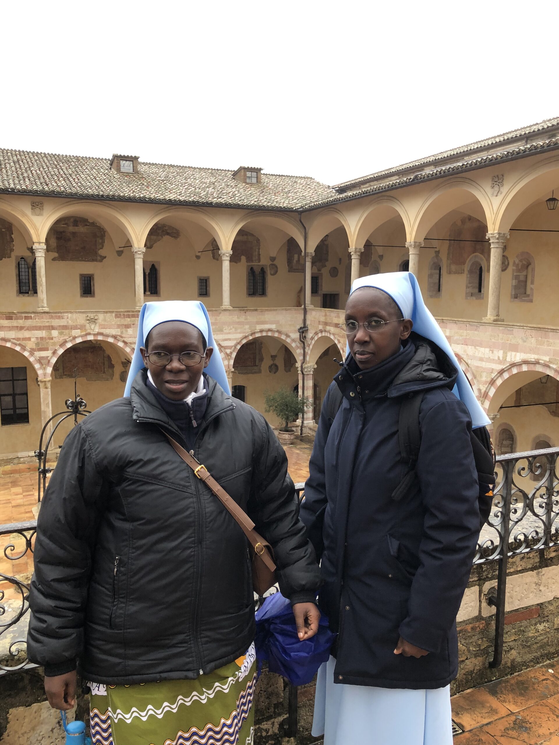2023 novembre dicembre hicsum 10 suor Hyacinthe italia firenze formazione opere misericordia loppiano spazio spadoni 4 scaled