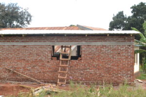 2023 settembre 28 hicsum morogoro suor filipina pollaio spazio spadoni 300x200