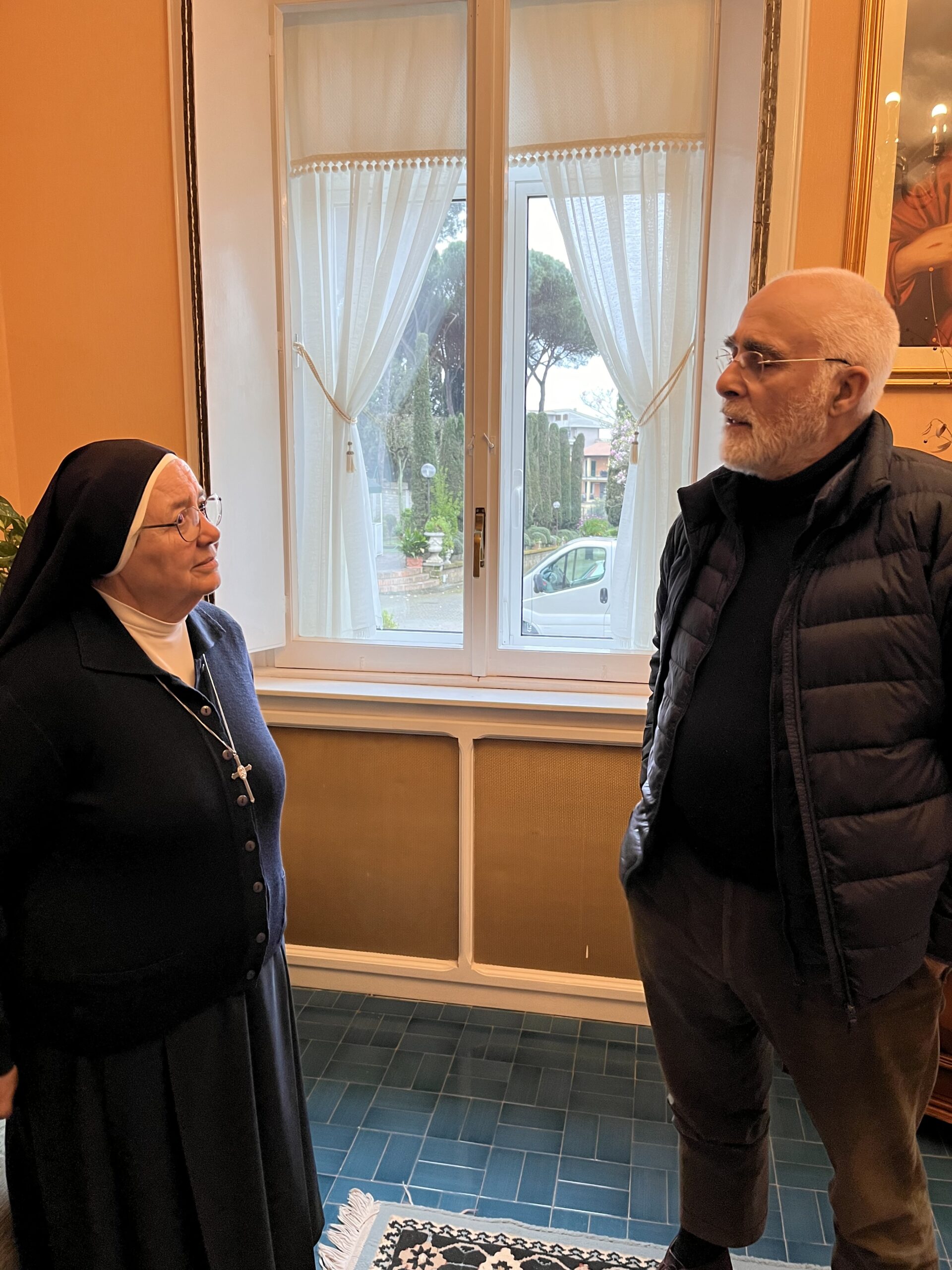 2024 10 ottobre incontro casa generale spazio spadoni madre suor yolande esther hic sum 2 scaled