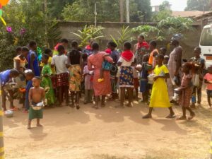 2024 Natale servantes lumiere chrrist spazio spadoni operam benin opere misericordia 2 300x225