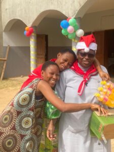 2024 Natale servantes lumiere chrrist spazio spadoni operam benin opere misericordia 5 225x300