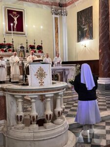 2024 gennaio 7 hicsum 43 spazio spadoni italia comunita parrocchiale sant eugenio sr milia sisters saint joseph saluto 4 225x300