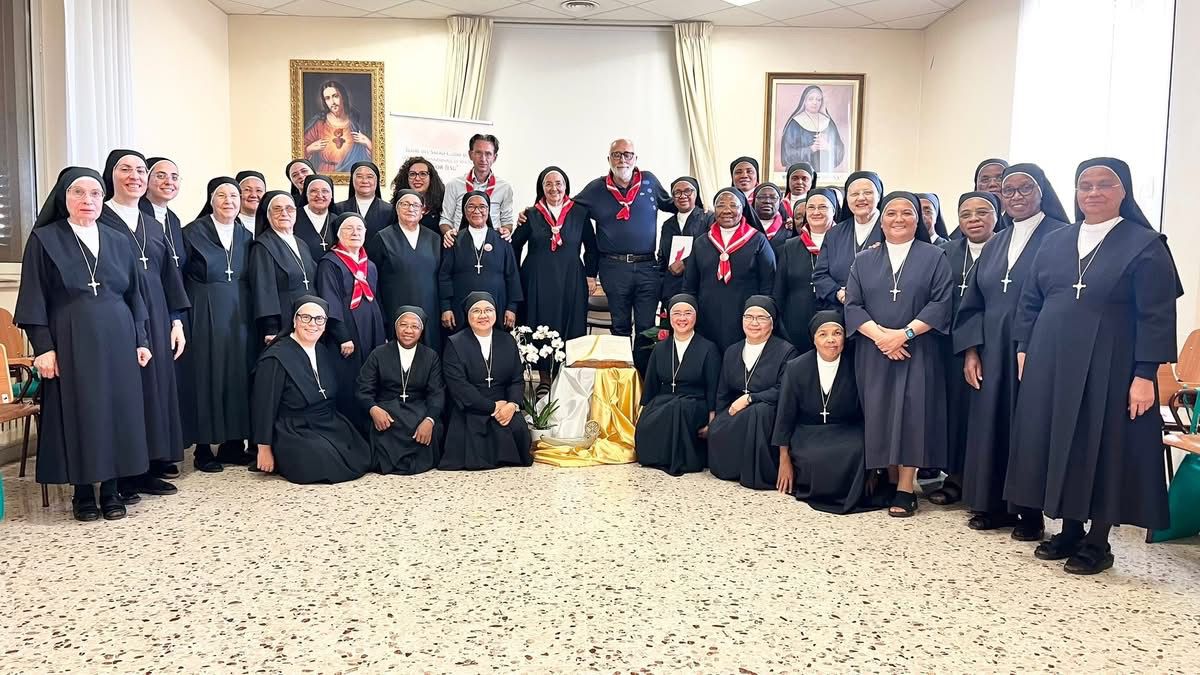 2025 agosto 2 spazio spadoni capitolo generale suore sacro cuore ragusa madagascar esther hic su 15