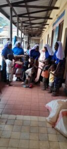 2025 aprile suor filipina tanzania impresa sociale allevamento polli progetto hic sum spazio spadoni 3 135x300