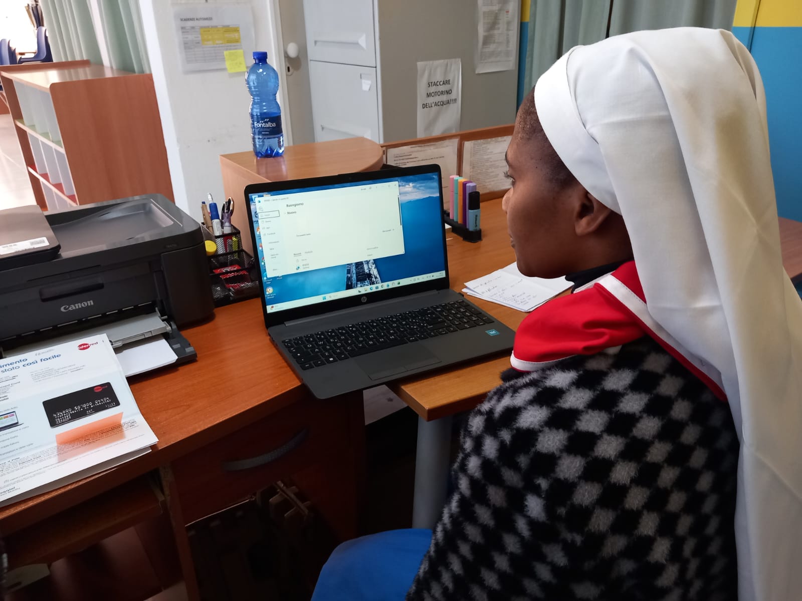2025 dicembre 12 suor marie louise misericordia portopalo formazione informatica progetto hic sum spazio spadoni 1
