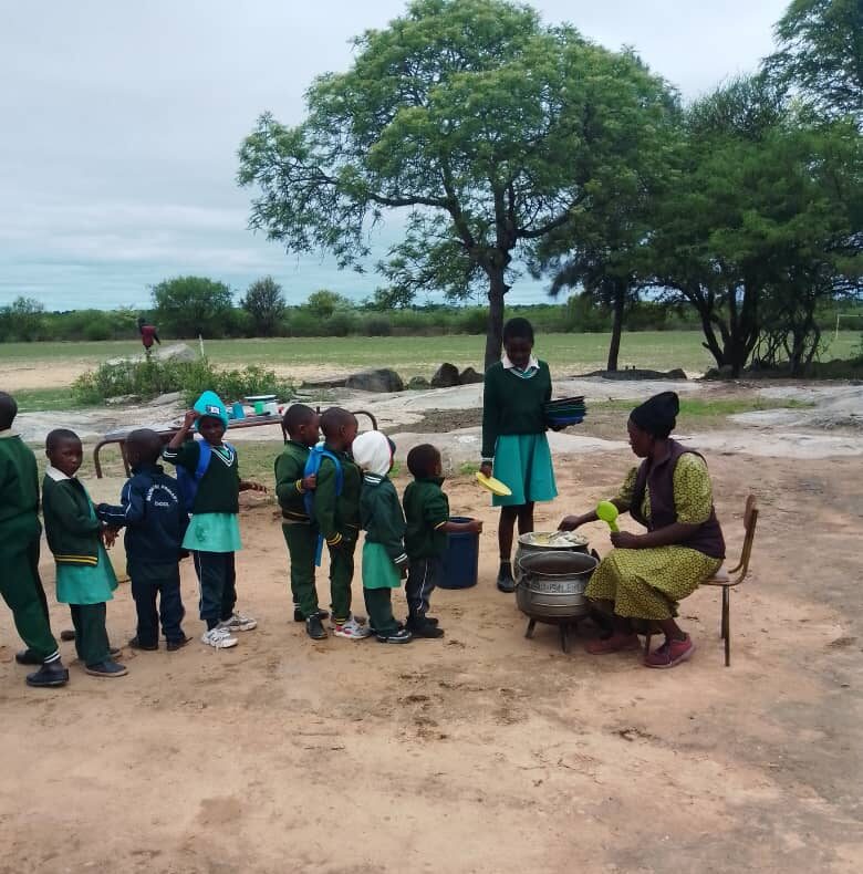 2025 décembre 31 journée de recueillement des femmes de la solidarité zimbabwe sœur bernadette œuvres de miséricorde spazio + spadoni 4 e1771316300794