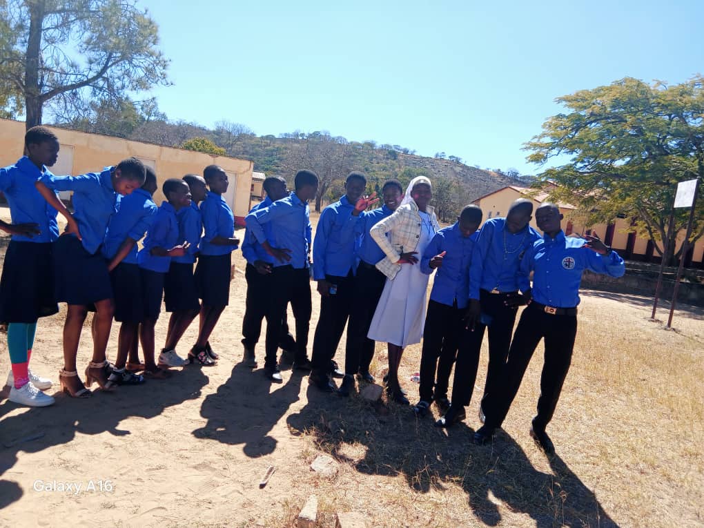 2025 décembre 31 journée de recueillement des femmes de la solidarité zimbabwe sœur bernadette œuvres de miséricorde spazio + spadoni 8