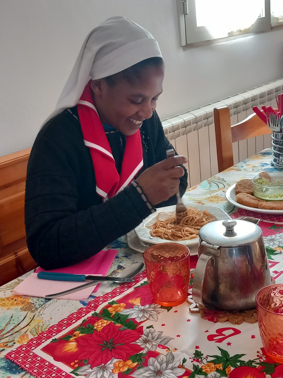 2025 dicembre 6 formazione pizza suor marie louise misericordia portopalo progetto hic sum spazio spadoni pranzo attiliojpeg 11
