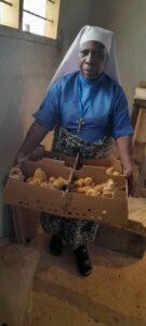 2025 febbraio suor filipina tanzania impresa sociale allevamento polli progetto hic sum spazio spadoni 1 135x300