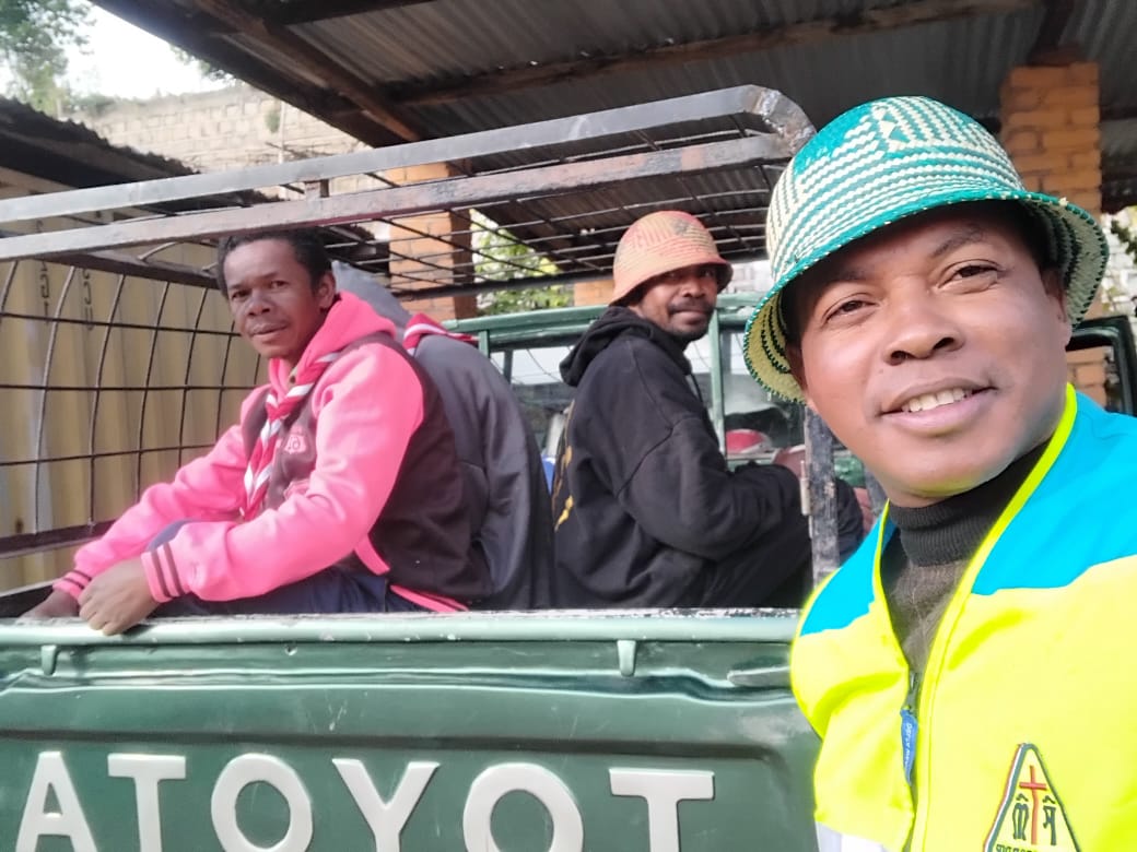 2025 giugno 30 incontro volontari madagascar opere misericordia progetto hic sum spazio spadoni suor esther yolande adrano 35