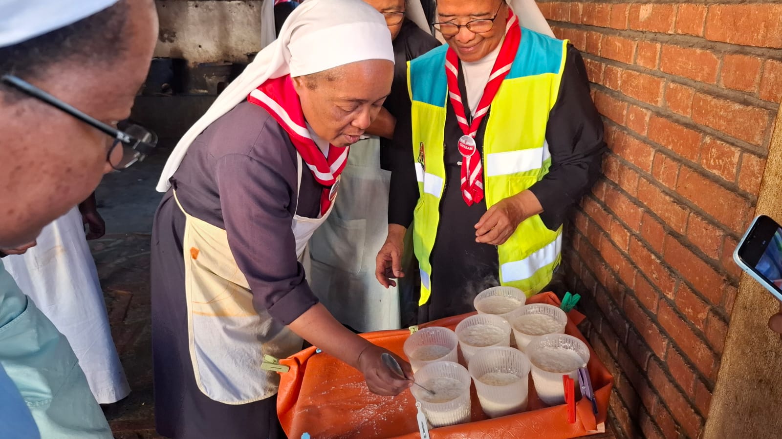 2025 marzo 19 volontari misericordia adrano madagascar suor esther yolande progetto hic sum spazio spadoni 19
