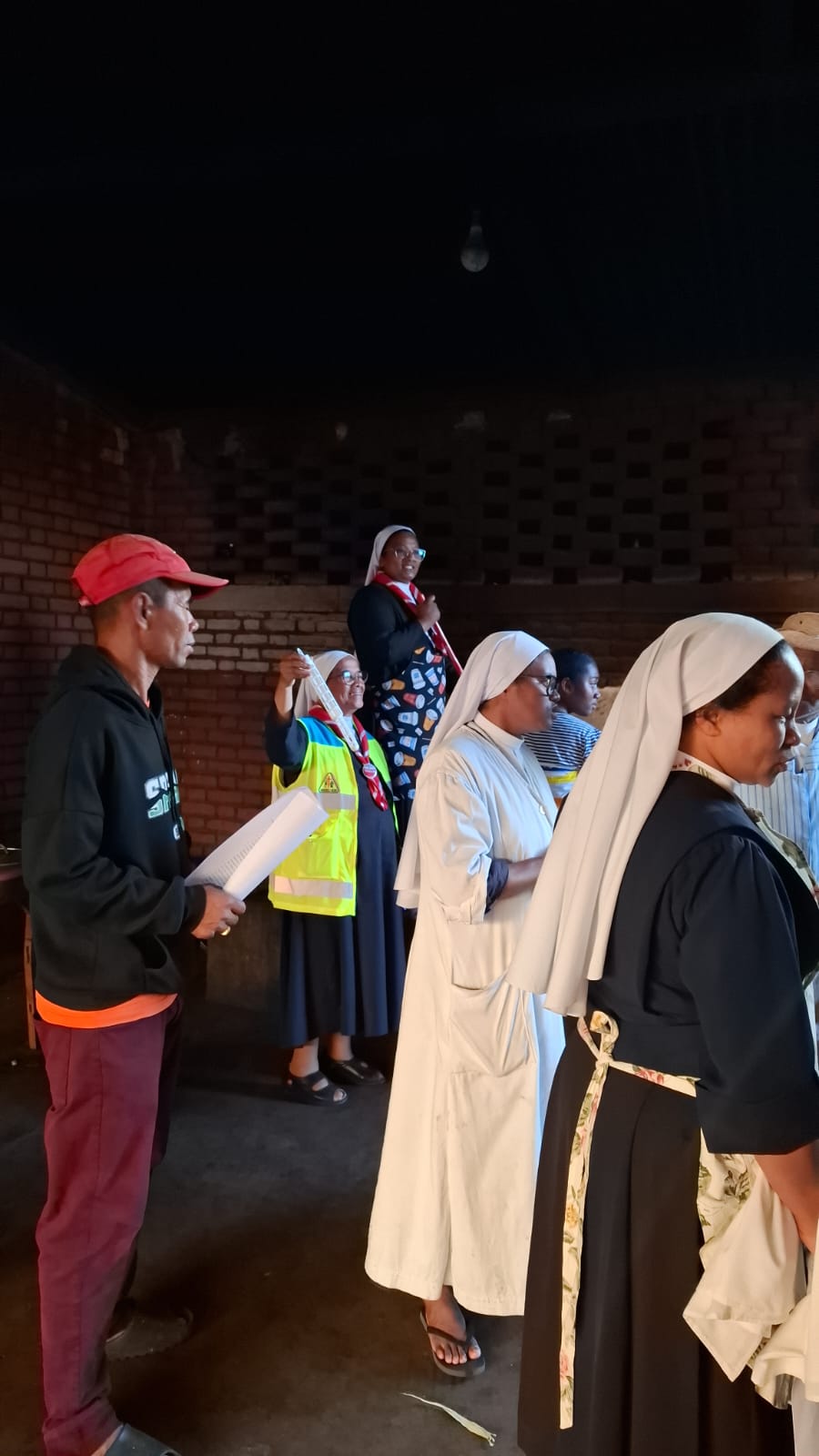 2025 marzo 19 volontari misericordia adrano madagascar suor esther yolande progetto hic sum spazio spadoni 2