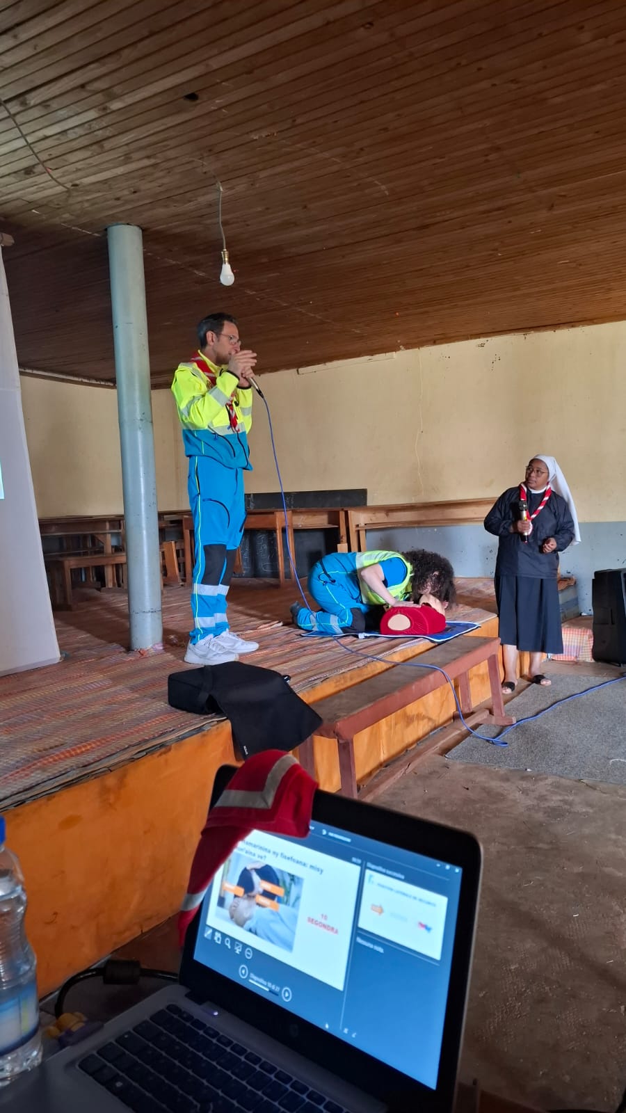 2025 marzo 24 31 volontari misericordia adrano madagascar suor esther yolande progetto hic sum spazio spadoni 7