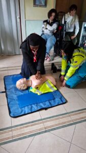 2025 marzo formazione primo soccorso suor theresa spazio spadoni progetto hic sum 1 169x300