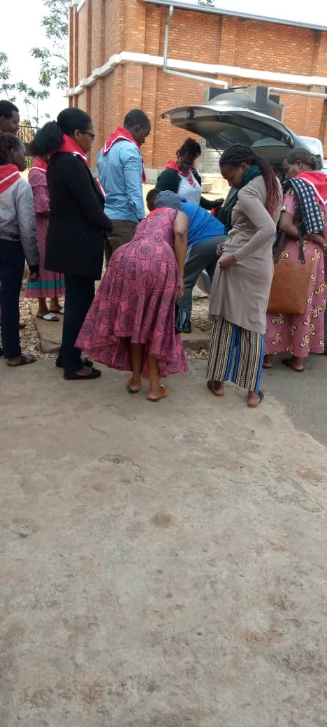 2025 octubre 18 hermana agnes esperance Ruanda Obras de misericordia voluntarios hospital 5