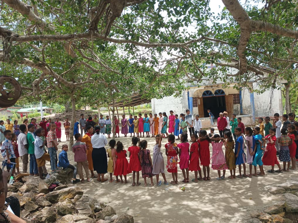 2026 22 febbraio suor ansila timor est ritiro spirituale segno croce villaggio lontano parrocchia opere misericordia spazio spadoni 3