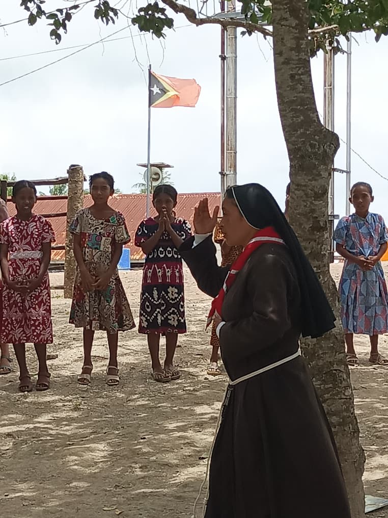 2026 22 febbraio suor ansila timor est ritiro spirituale segno croce villaggio lontano parrocchia opere misericordia spazio spadoni 6