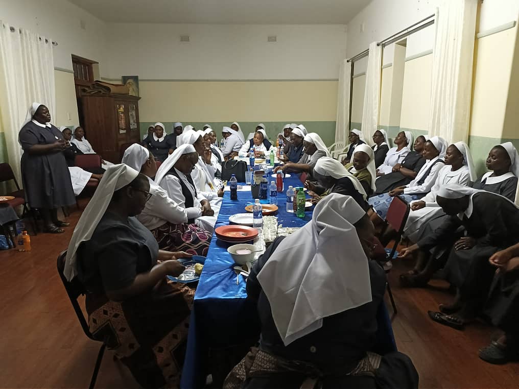 2026 janvier 06 sœur Jenlindy Zimbabwe meeting AMR sur les œuvres de miséricorde spazio + spadoni 1
