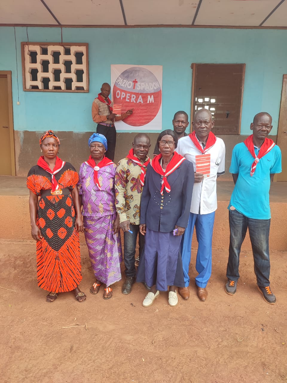 2026 avril 1 plaque foulard habitants spazio + spadoni sœur myriam centrafrique bouca œuvres de miséricorde operam 4