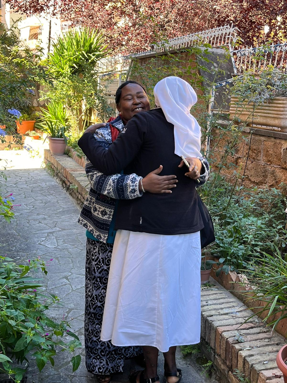 202 octobre 11 sœur myriam lucie gloriose rome spazio + spadoni centrafrique foulard œuvres de miséricorde 2