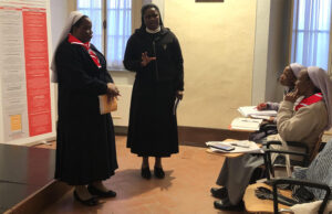 F Chri e su sedeta2022 hicsum 26 uganda italia misericordia canosa puglia spazio spadoni sr christine sisters of our lady consuel formazione gloriosa copia 300x194