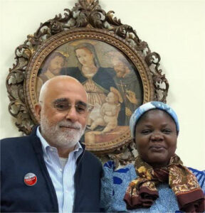 Luigi con Madre Nathalie Generale Sainte Famille de Kisangani copia 288x300