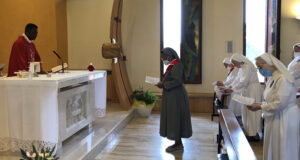 Momento del mandato e della partenza missionaria