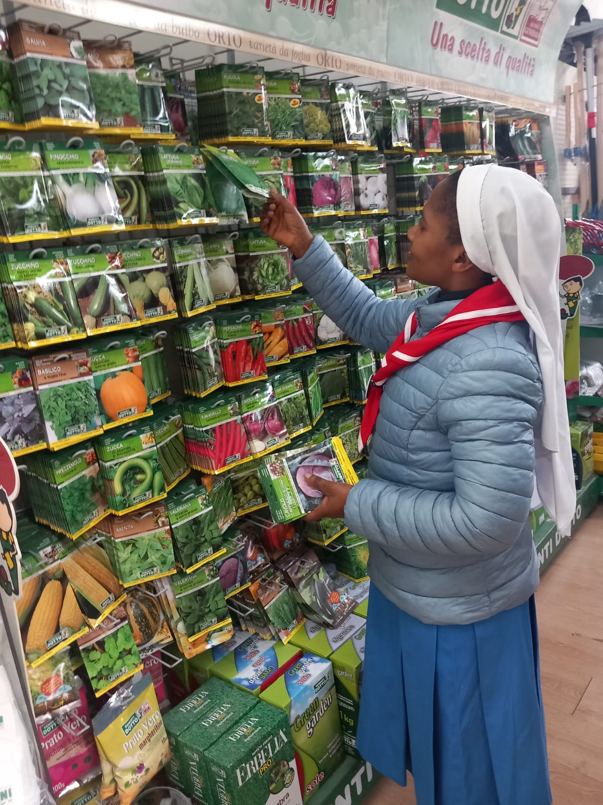 dicembre 2025 29 suor marie louise spazio spadoni misericordia portopalo opere misericordia progetto hic sum acquisto semi congo 2