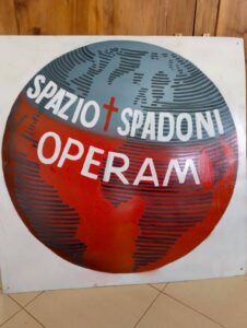 targa operam spazio spadoni opere misericordia suor anjeline tanzania 226x300