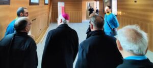 visita vescovo settembre 2023 divina misericordia 300x135