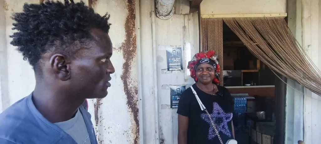 Campo insieme ai migranti